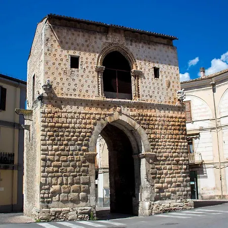 Via Giulia * Sulmona