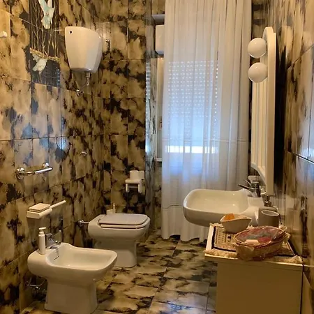 Via Giulia * Σουλμόνα