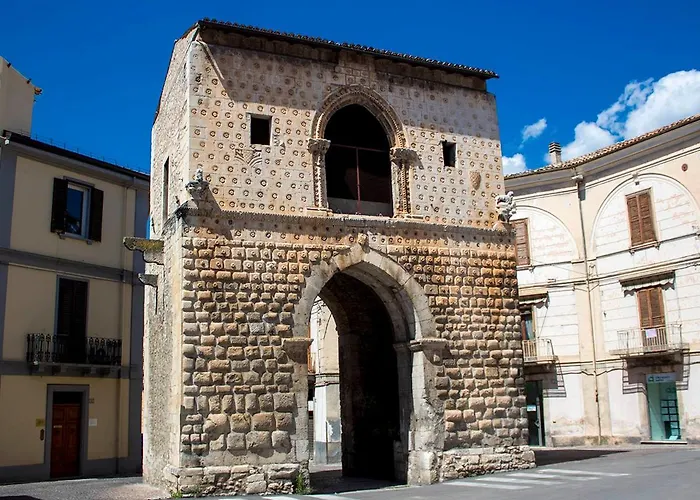 Via Giulia * Sulmona