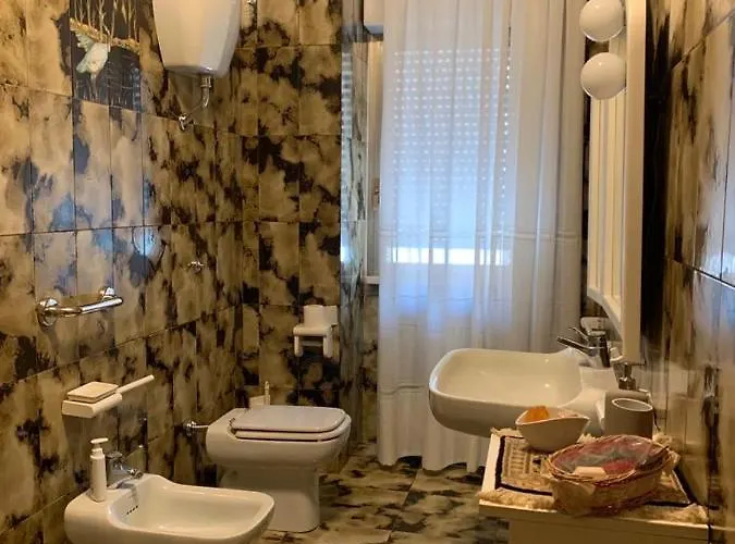 Via Giulia * Sulmona